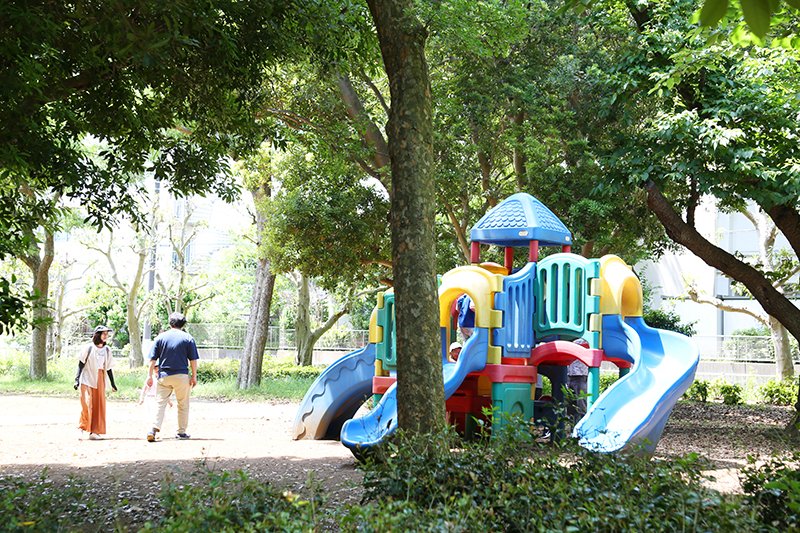 子どもが元気に遊ぶ「ワンパク広場」
