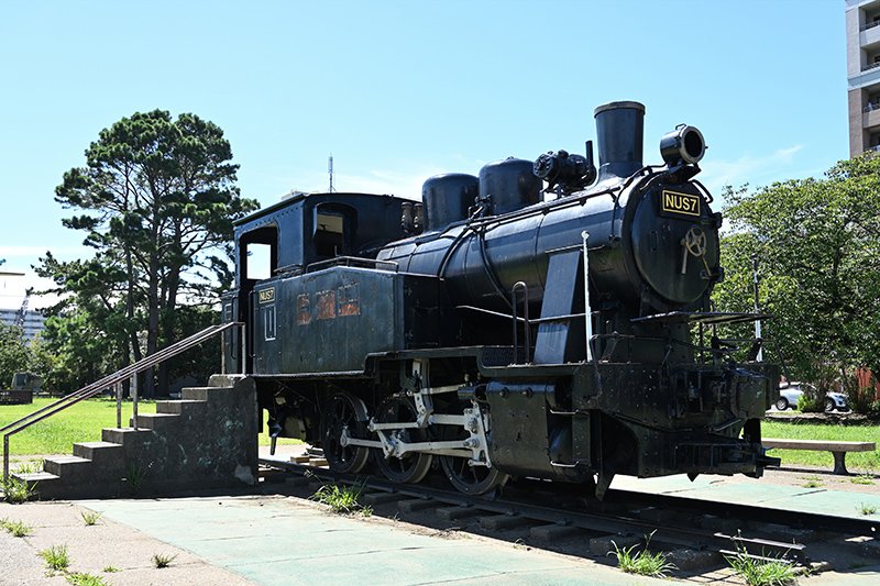 「稲岸公園」に保存されている蒸気機関車